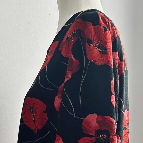 Cartise Black Red Poppy Double-Layer Pleated Chiffon Blouse – US 8 - Picture 5 of 12